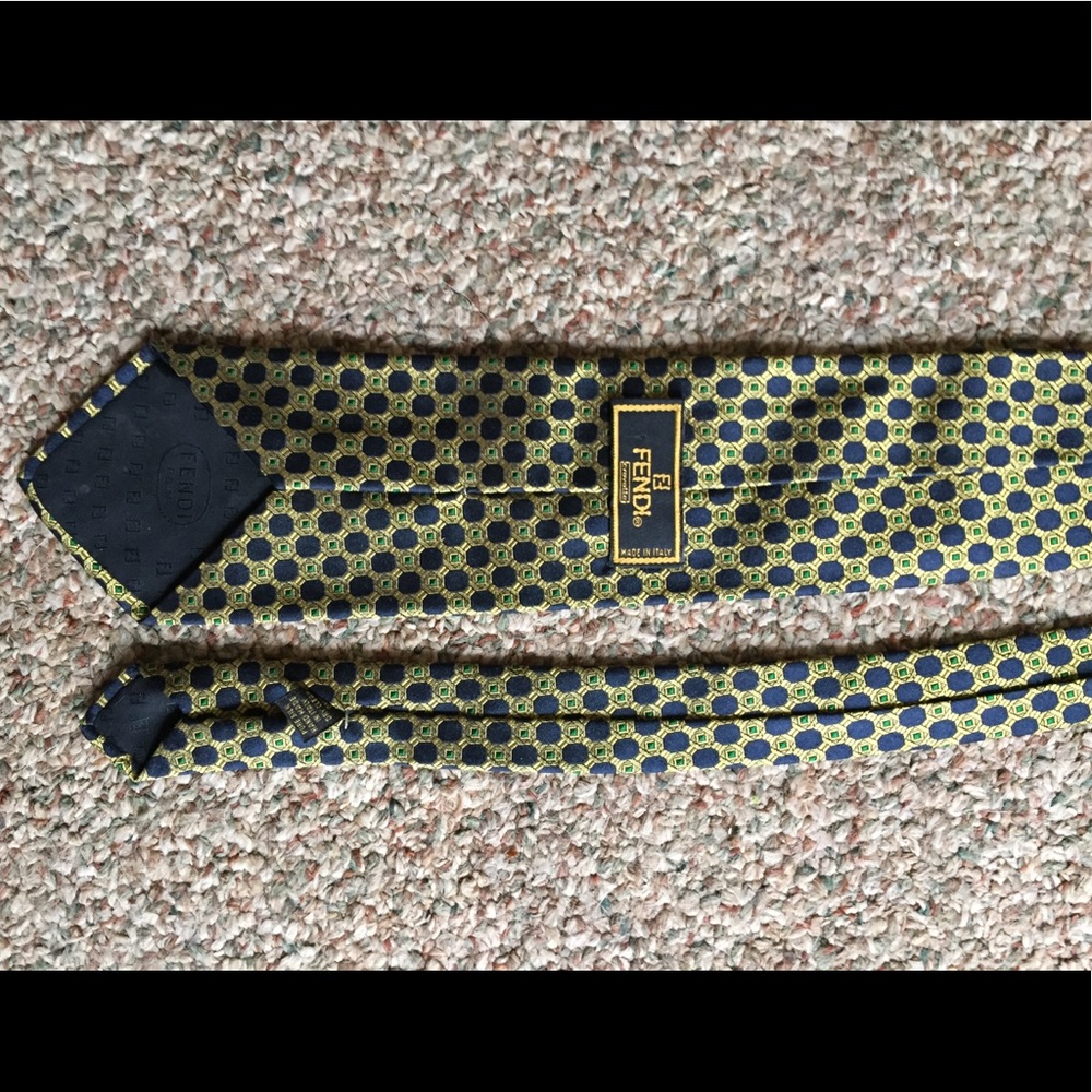 👔 Fendi neck tie emerald, gold, and navy 🔥